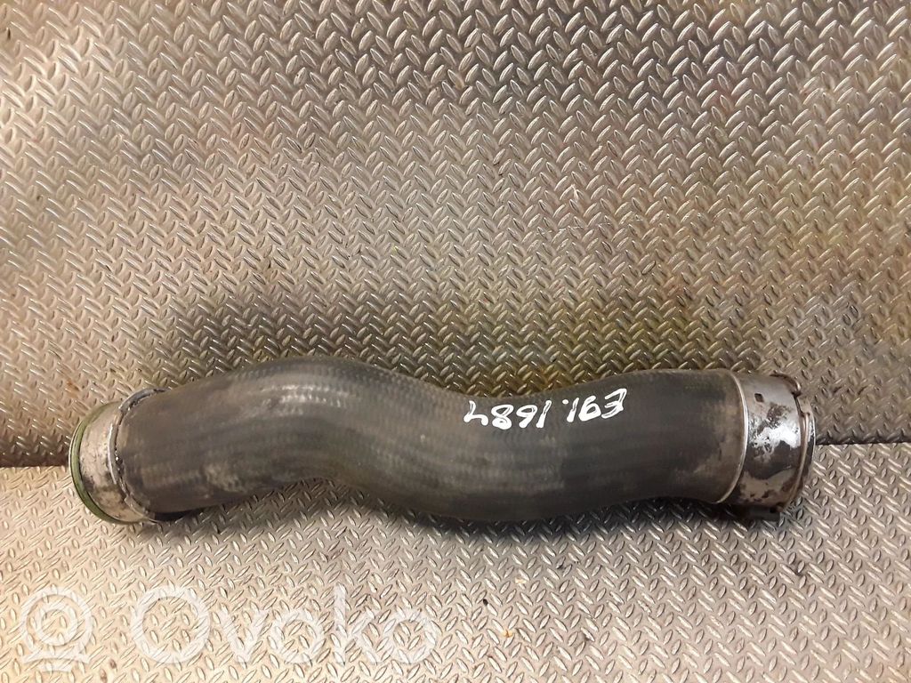 Intercooler hose/pipe