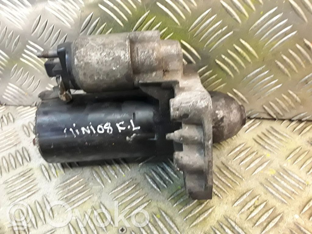 Starter motor   7589354