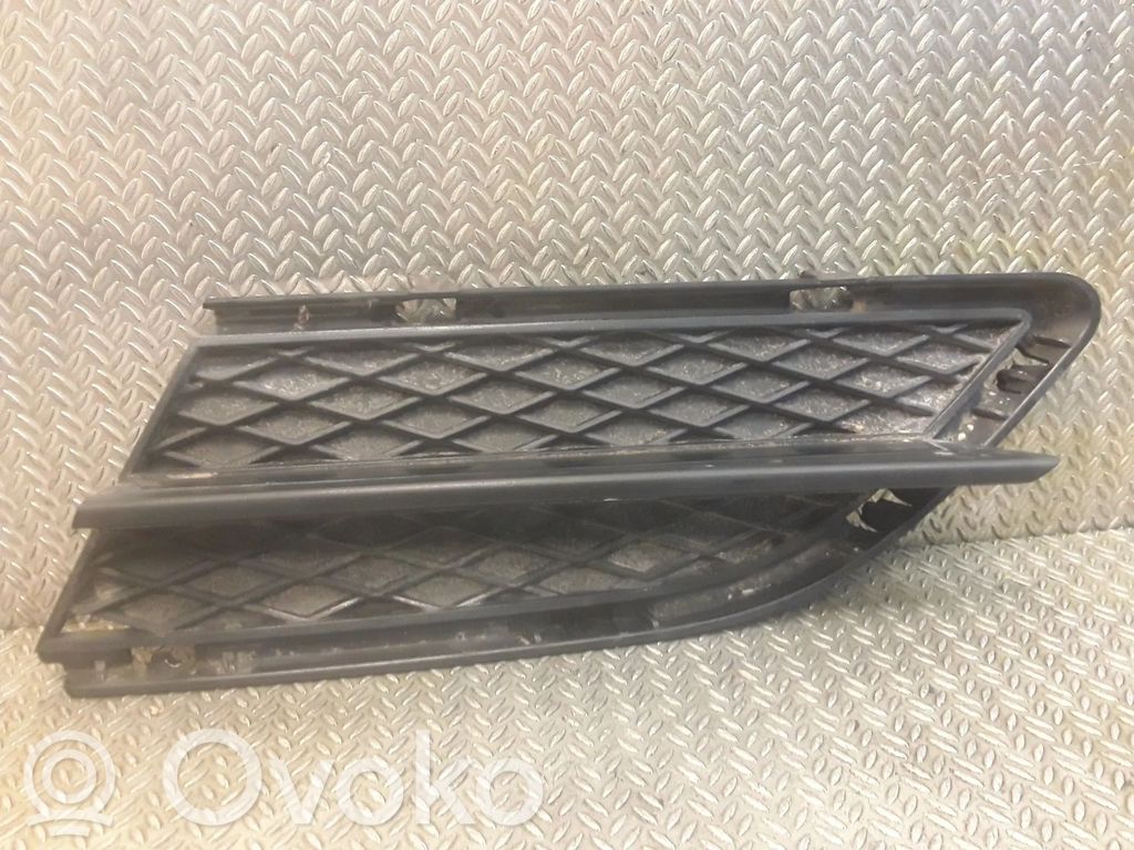 Grille de calandre avant   7138417