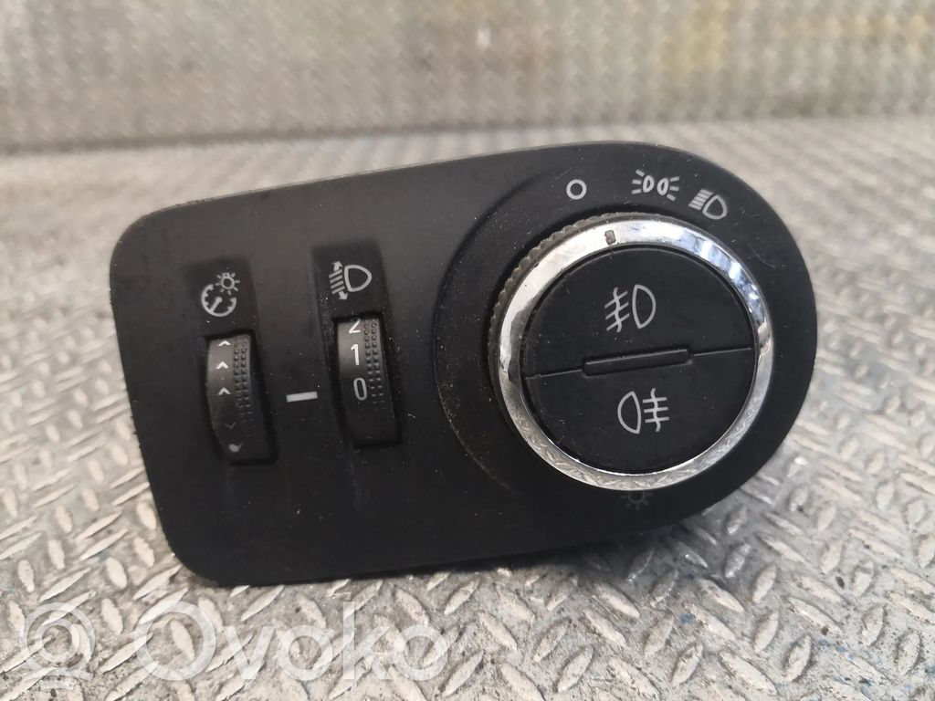 Opel Corsa D Interruptor de luz 