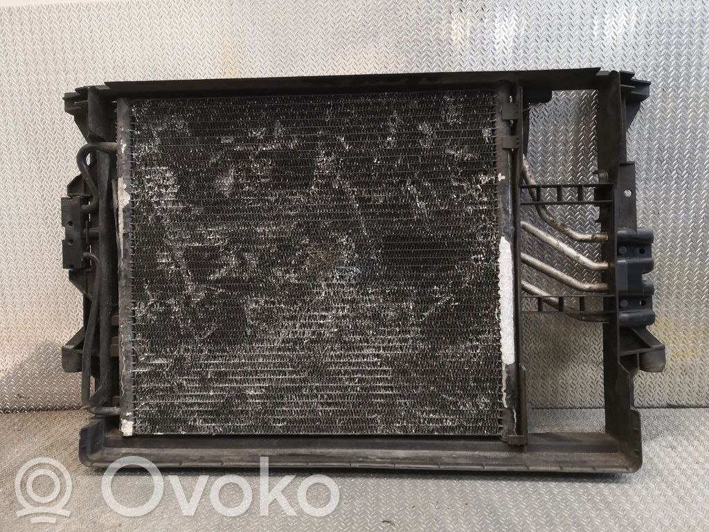 BMW 7 E38 Radiateur condenseur de climatisation 