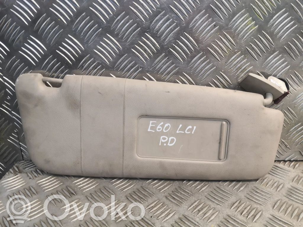 Sun visor   6987116