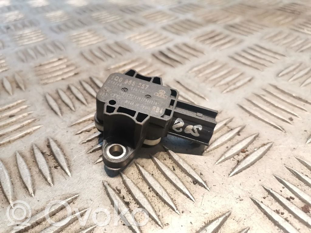 Airbagsensor Crashsensor Drucksensor   1Q0955557
