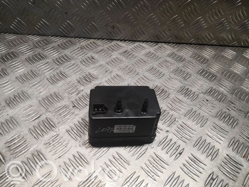 Mercedes-Benz E A207 Pompe à vide verrouillage central 