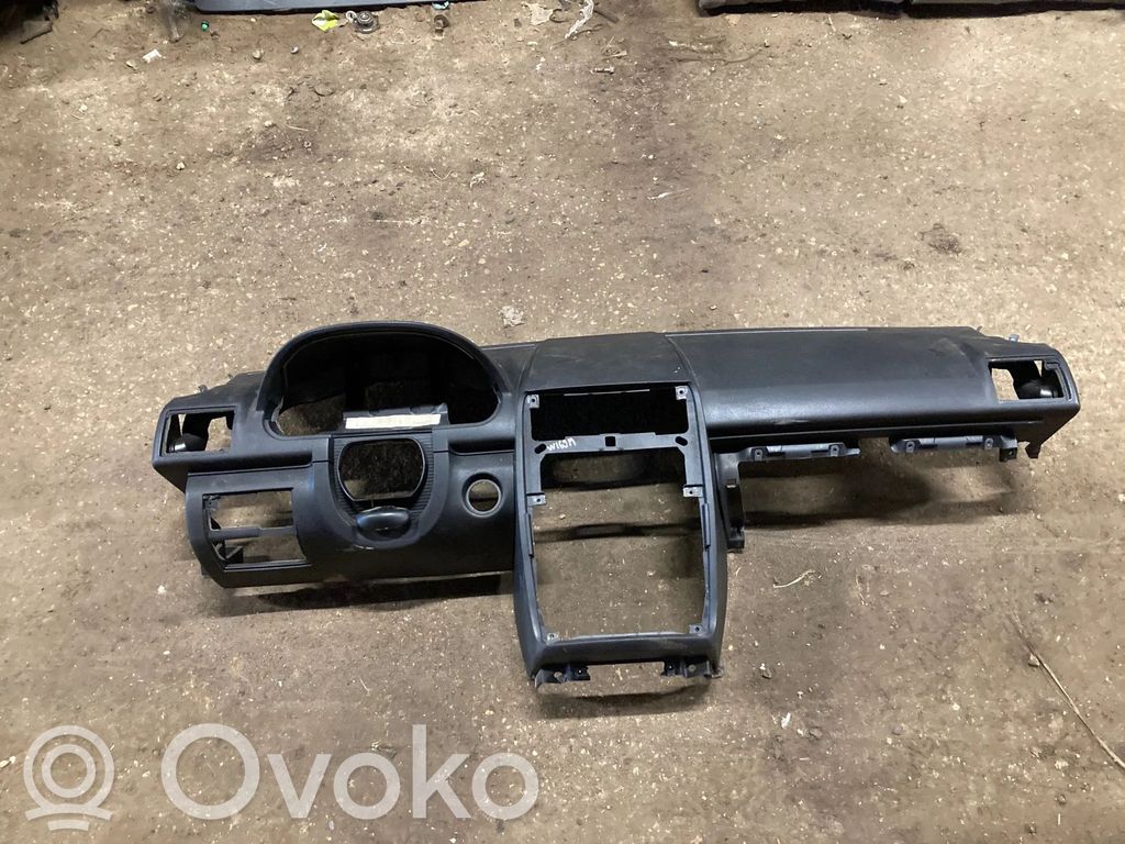 Mercedes-Benz A W169 Deska rozdzielcza 