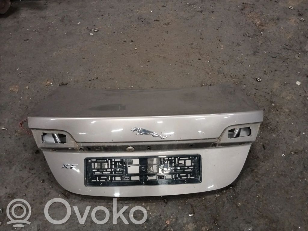 Tylna klapa bagażnika   C2Z18986,8X2340110AC,8X2340110AD,C2Z1292