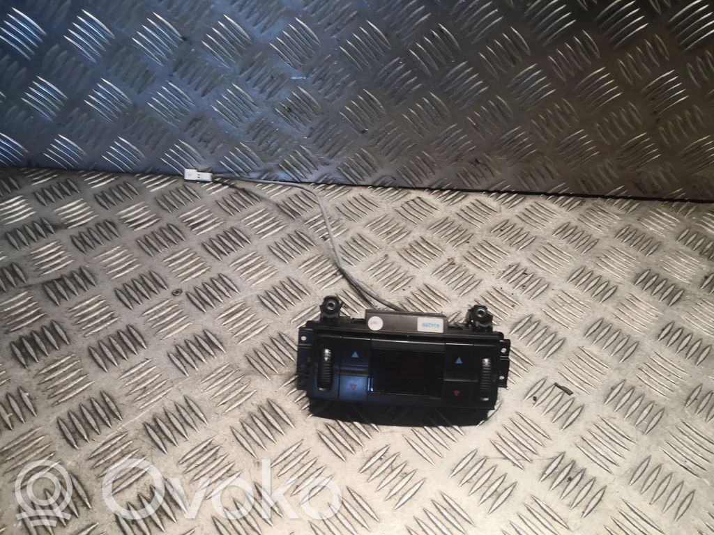 Mercedes-Benz E W211 Interior fan control switch 