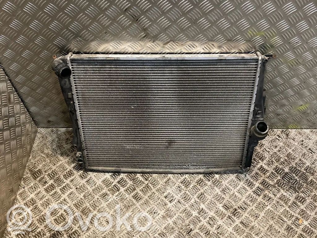 BMW 3 E92 E93 Coolant radiator 