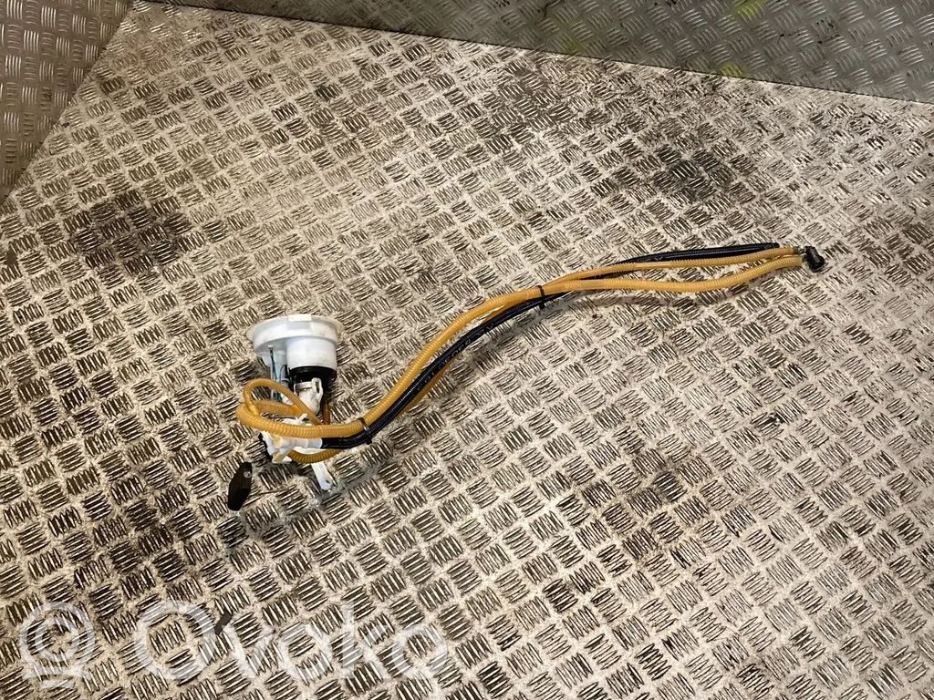 BMW 3 E92 E93 Bomba interna de combustible 