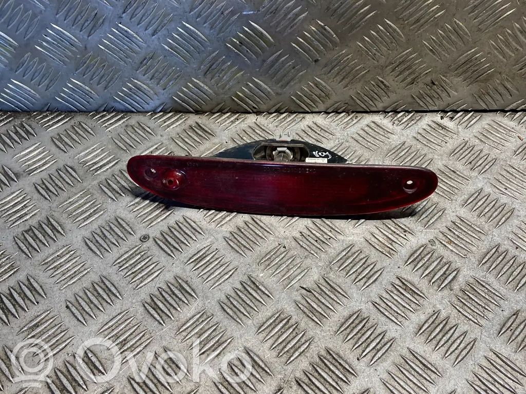 Chrysler Voyager Papildomas stop žibintas 