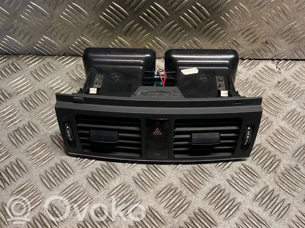 Mercedes-Benz C W204 Inny elementy tunelu środkowego 