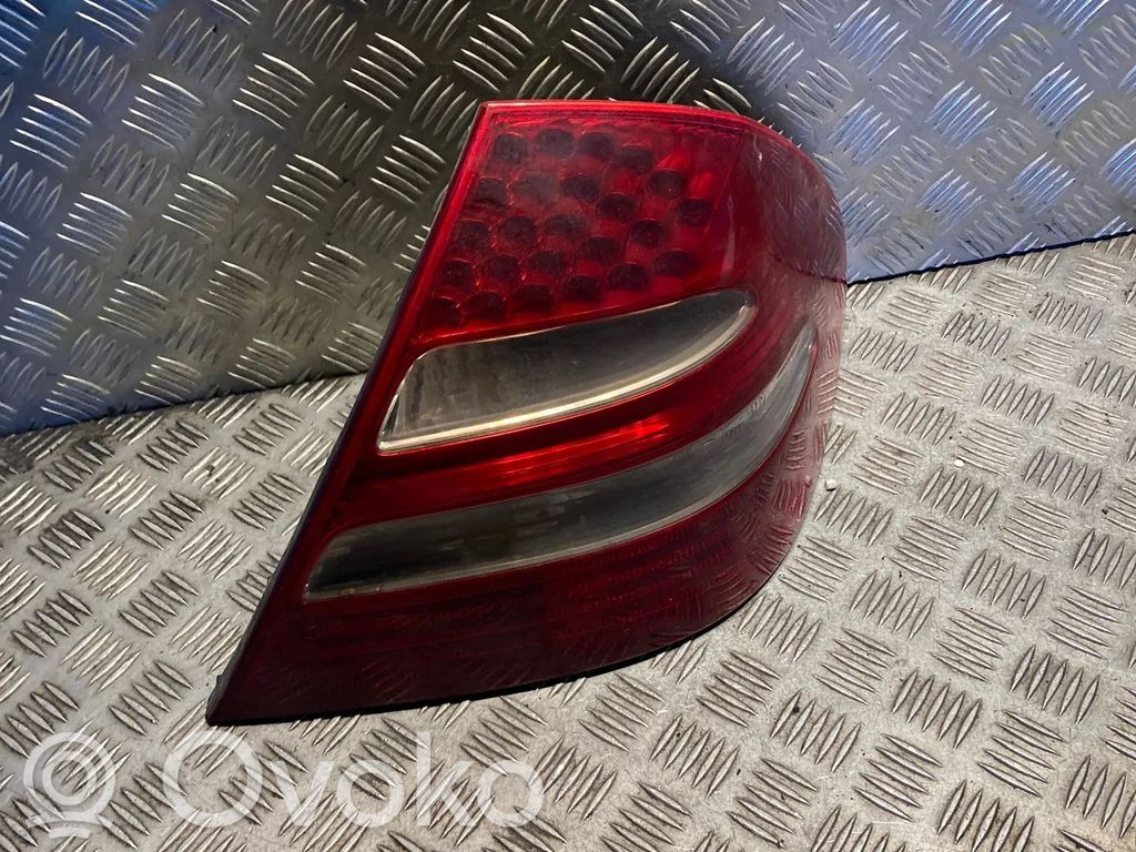 Mercedes-Benz E W211 Takavalot 