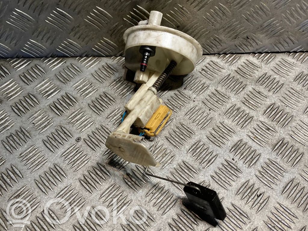 Mercedes-Benz E W211 In-tank fuel pump 