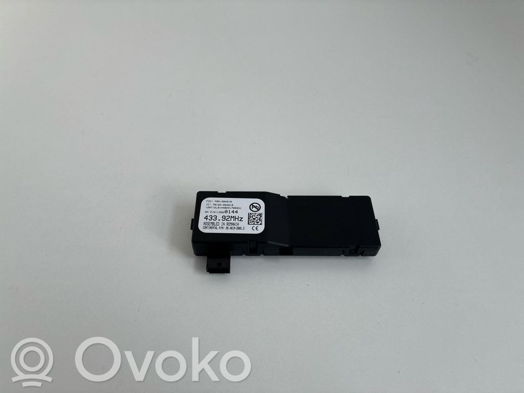 Antenos stiprintuvas   13500144,13500144,28401928053,7812A284019,M3N284019