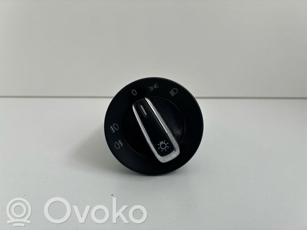 Skoda Rapid (NH) Interruptor de luz 