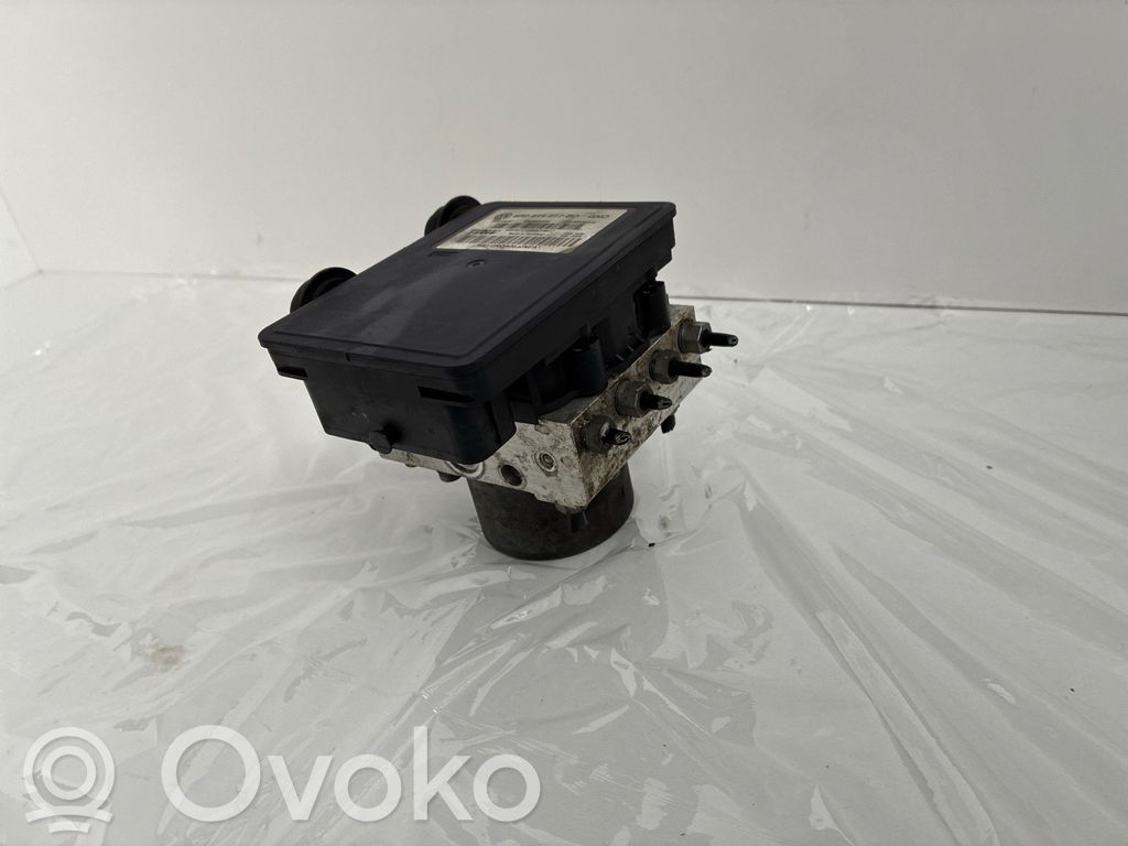Skoda Rapid (NH) Bomba de ABS 
