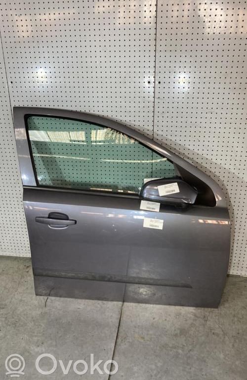 Tür vorne   13208422