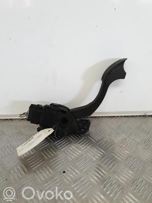 Pedale dell’acceleratore   2103911