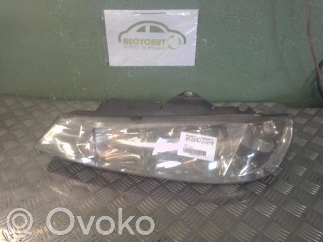 Peugeot 406 Etu-/Ajovalo
