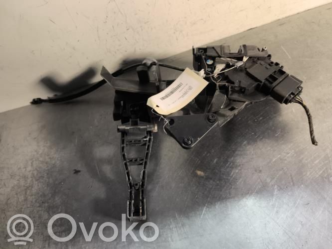 Ford Focus Zamek drzwi przednich