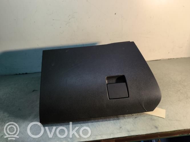 Opel Astra H Set torpedou 
