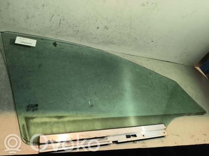 Opel Astra H Luna de la puerta delantera cuatro puertas