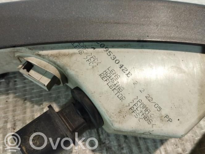 Volkswagen PASSAT B6 Semnalizator bară față 