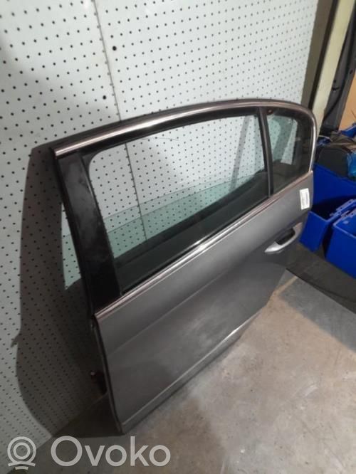 Volkswagen PASSAT B6 Ușă spate 