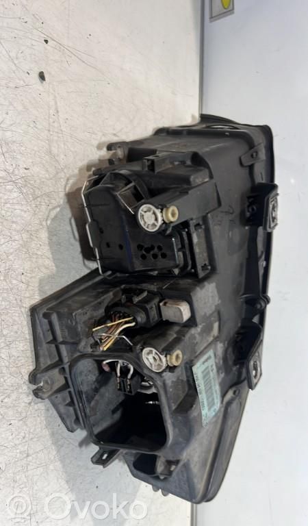 Audi A4 S4 B6 8E 8H Phare frontale