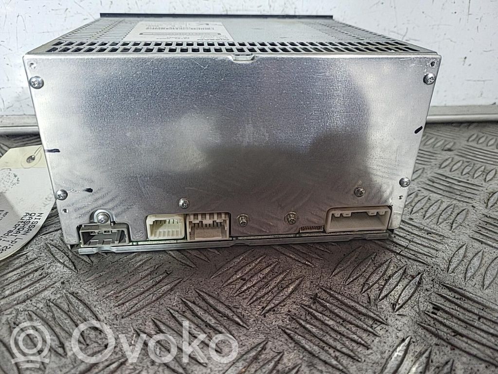 Nissan Qashqai Radio/CD/DVD/GPS-pääyksikkö