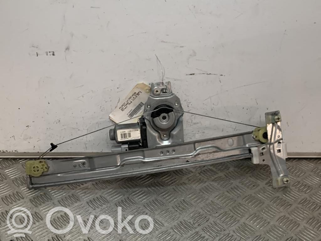 Peugeot 207 Motor del regulador de la ventanilla de la puerta delantera