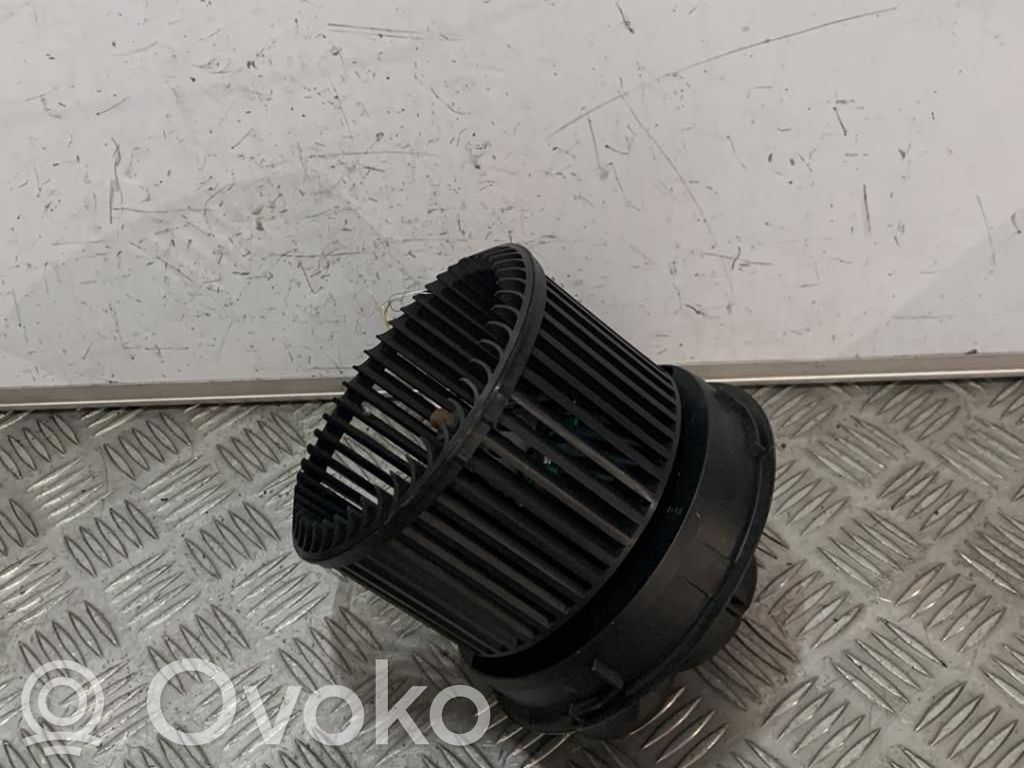 Toyota Aygo AB10 Heizungslüfter 
