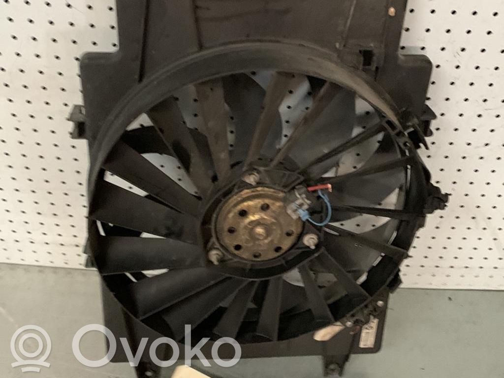 Alfa Romeo 147 Elektryczny wentylator chłodnicy 