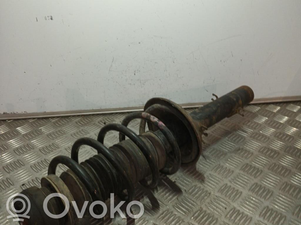Volkswagen Golf IV Front shock absorber with coil spring 