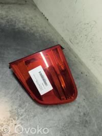Volkswagen Tiguan Lampă spate în capacul portbagajului 