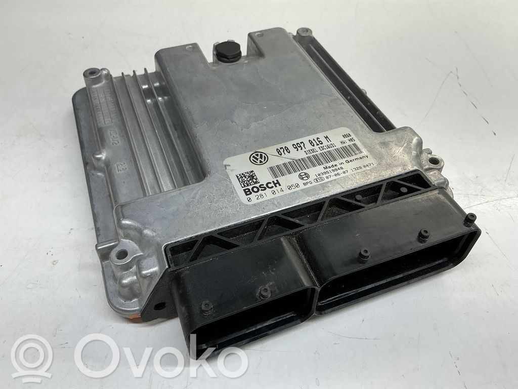 Volkswagen Transporter - Caravelle T5 Unitate/modul de control motor 