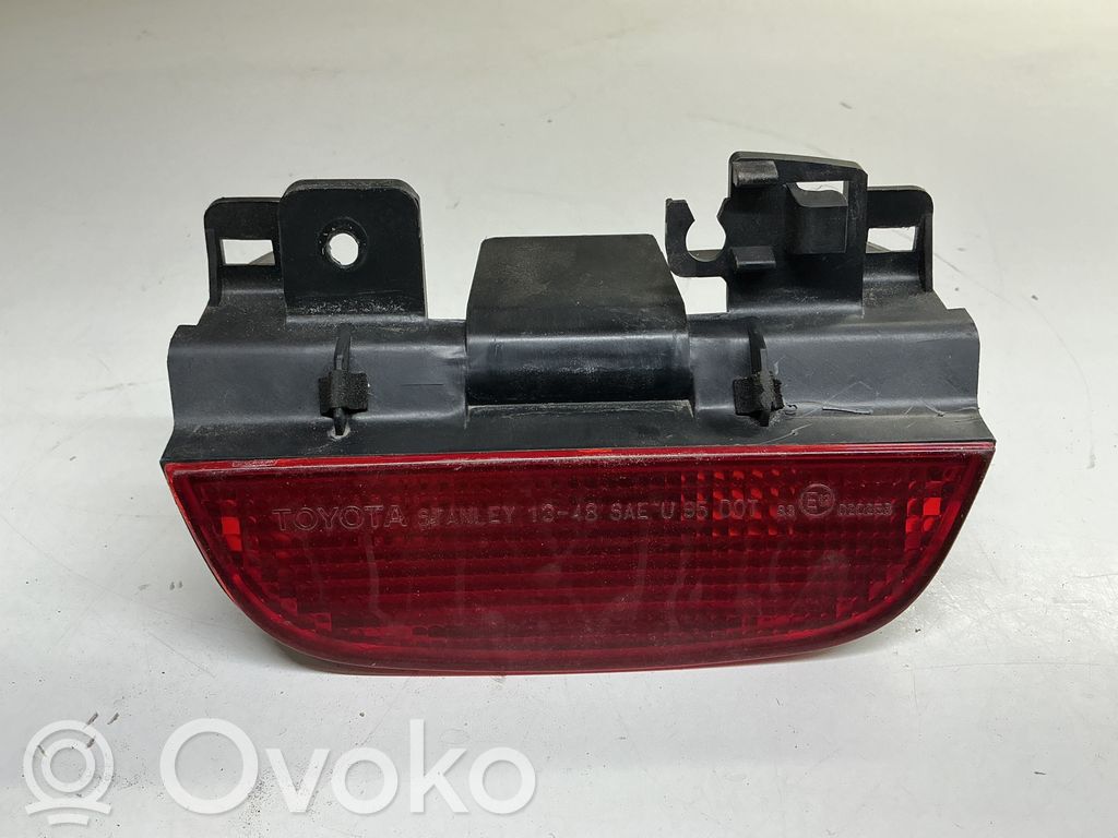 Kolmas/lisäjarruvalo   8157013140