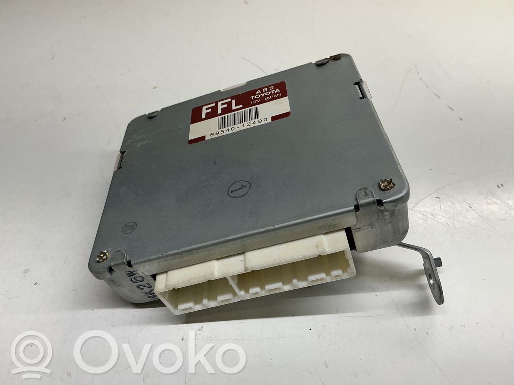 Toyota Corolla E110 ABS-ohjainlaite/moduuli 