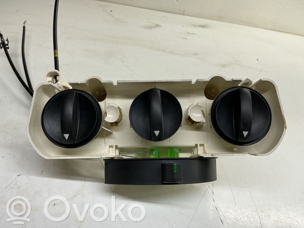 Toyota Corolla E120 E130 Climate control unit 