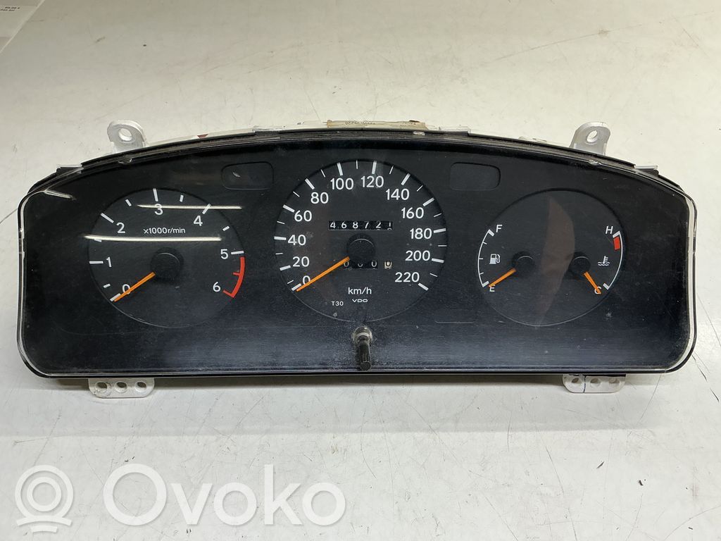 Toyota Carina T190 Velocímetro (tablero de instrumentos) 