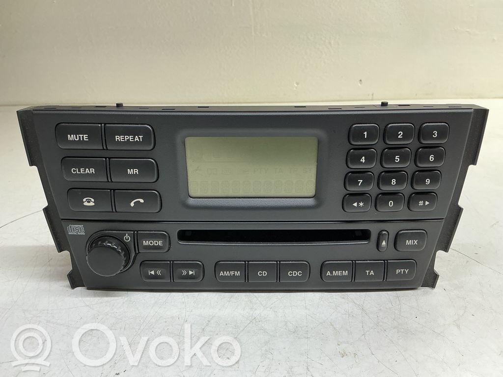 Jaguar S-Type Radio / CD/DVD atskaņotājs / navigācija 