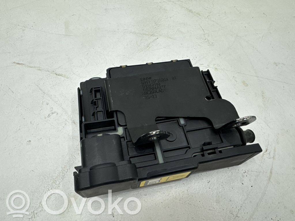 BMW 3 G20 G21 Muu moottoritilan osa 