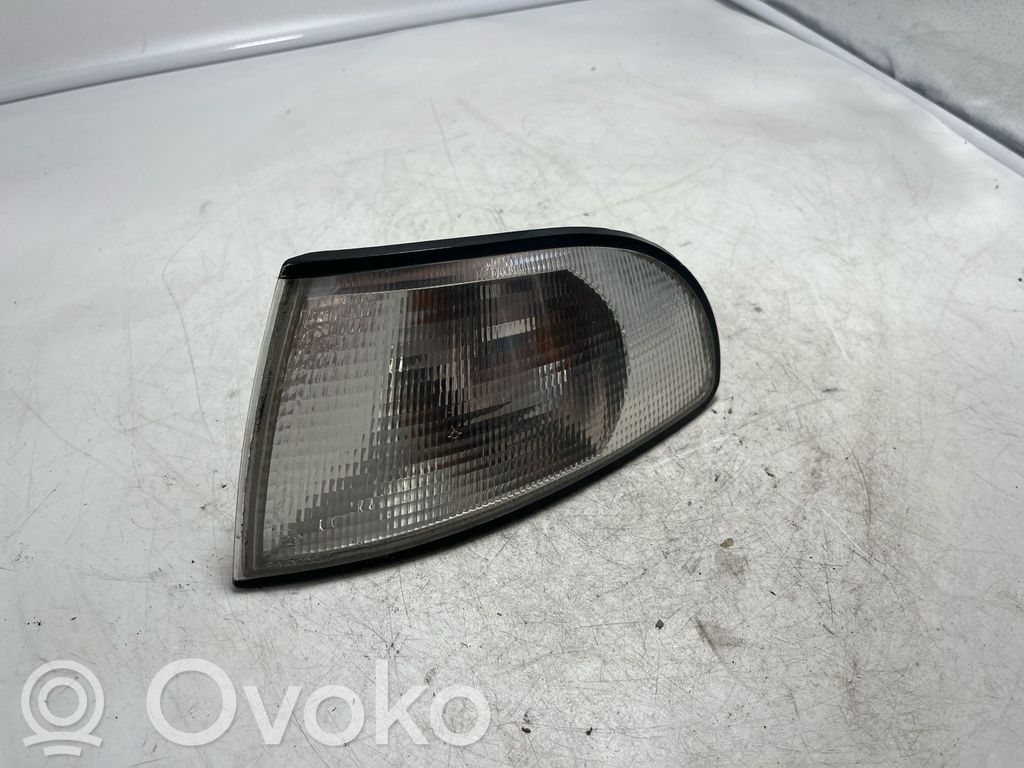 Audi A4 S4 B5 8D Frontblinker 