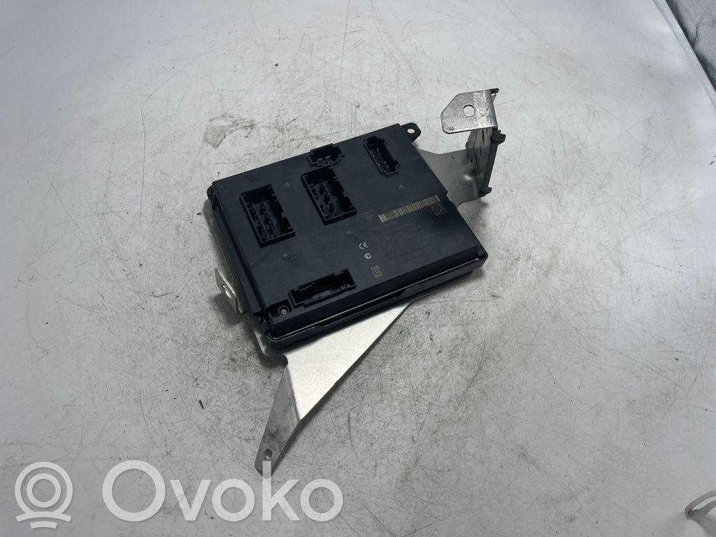 Porsche Cayenne (92A) Module confort 