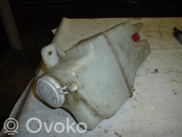 Langų skysčio bakelis   060351461