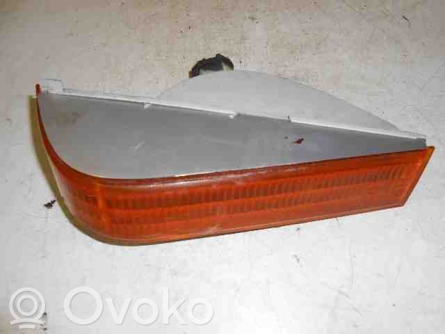 Ford Explorer Front indicator light 