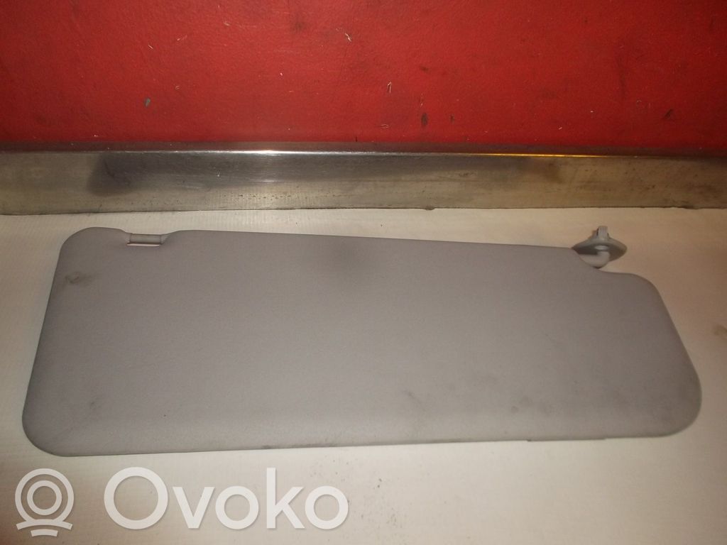 Sun visor