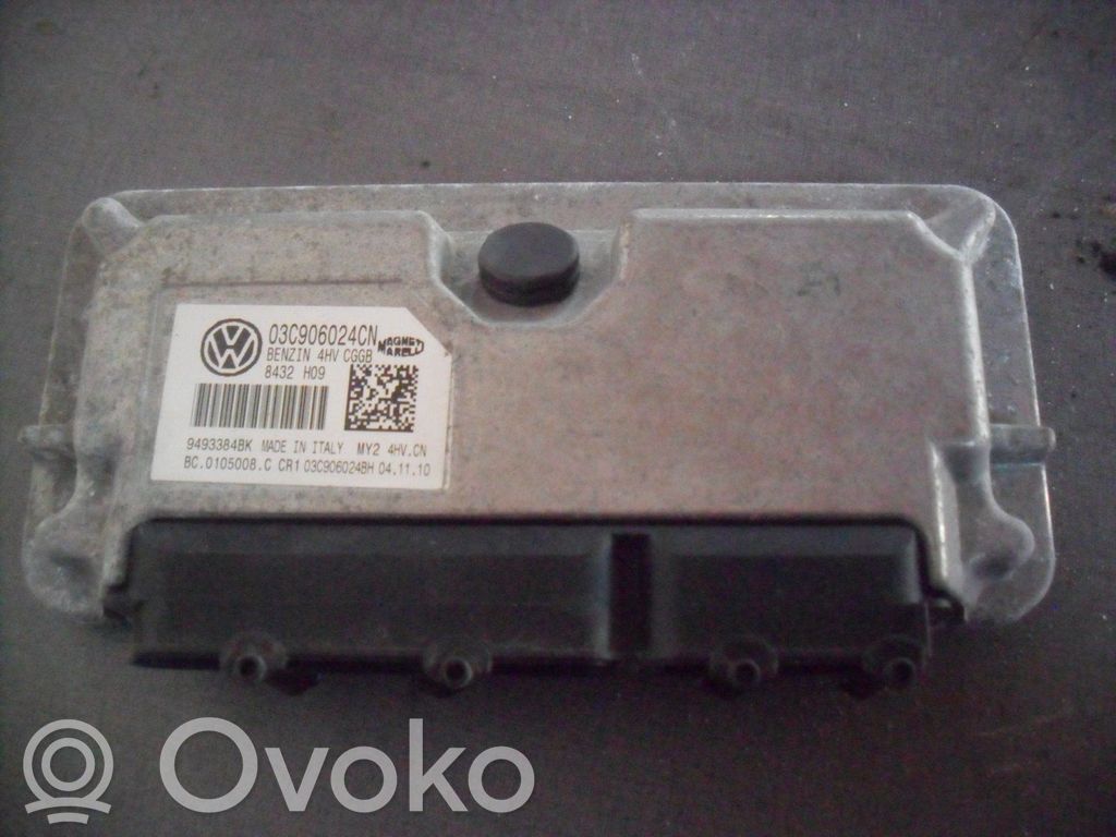 Unité de commande / module d'injection   03C906024