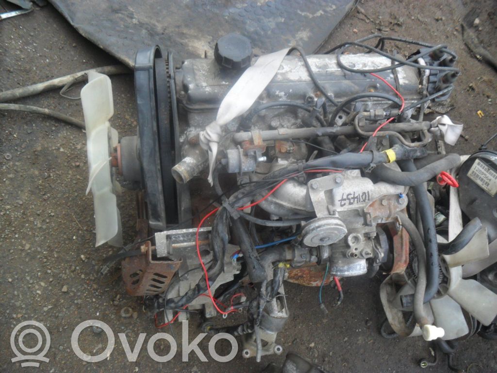 Двигатель   B230F