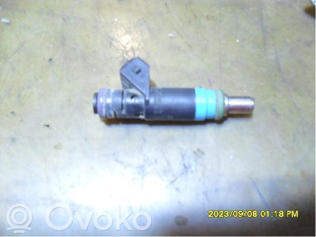 Ford Focus Fuel injector 